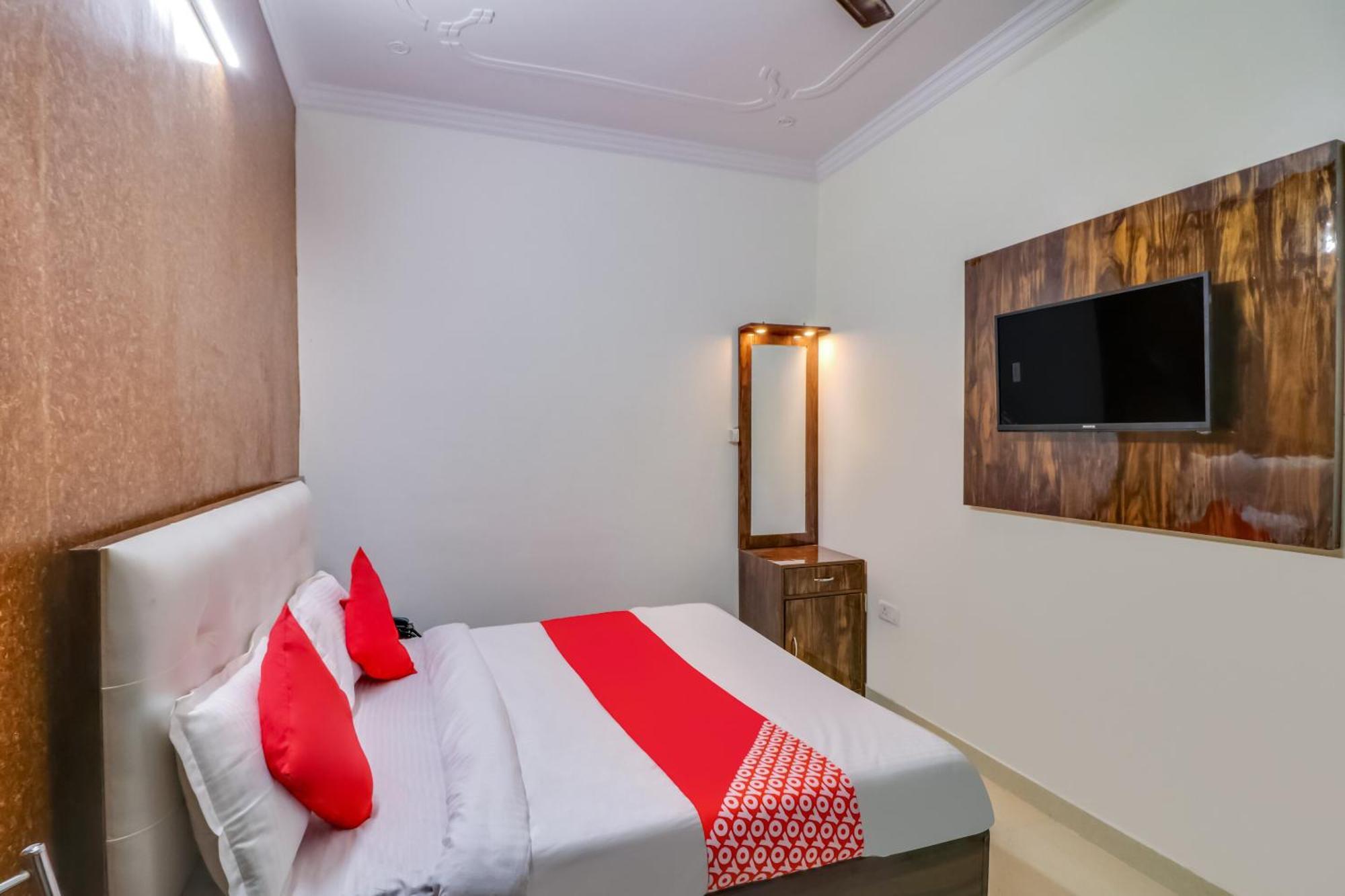 Hotel O Rodstar Chinhat Esterno foto